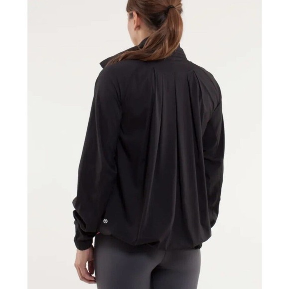 Lululemon Transition Studio Jacket Womens Sz 6 Black Swing Top Swift Pleated - Picture 11 of 15